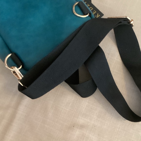 Kedzie Teal Crossbody Bag - Picture 6 of 8